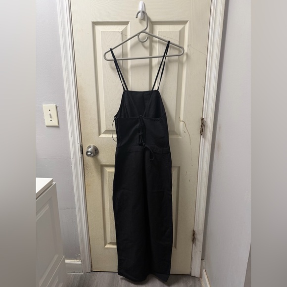 ❤️ Abercrombie & Fitch Tie Back Jumpsuit - Picture 4 of 4